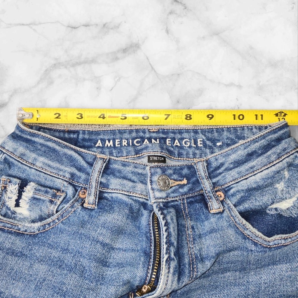 Womens american Eagle Mom Straight Jeans Distressed - Picture 6 of 7